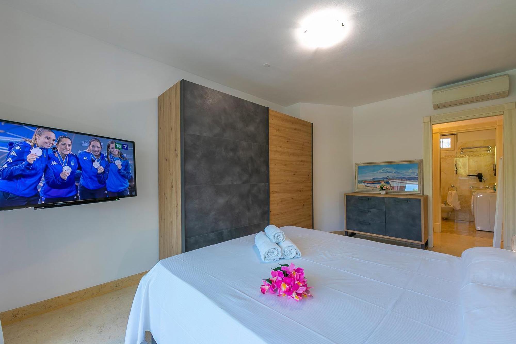 Rivoltella Apt With Pool 600M From Lake - Happy Rentals Desenzano del Garda Eksteriør billede
